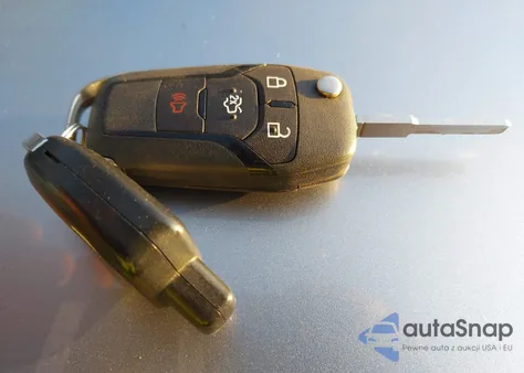 2015 Ford Fusion Se z USA, uszkodzony, nr VIN 3FA6P0H76FR192059